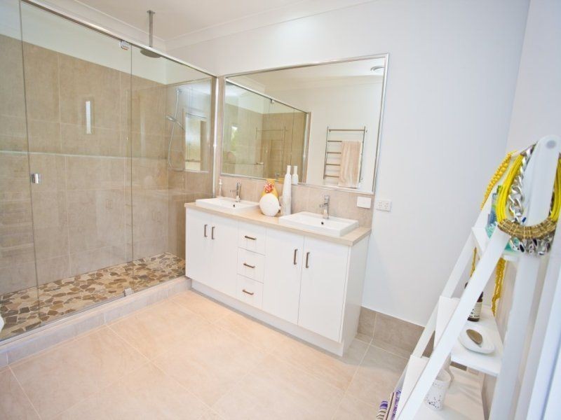 1,579m2 Hideaway in Sommerfeld Crescent, Chinchilla QLD 4413