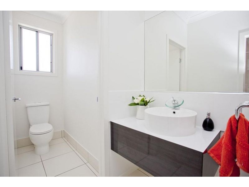 2 Barnsley Street, Chinchilla QLD 4413