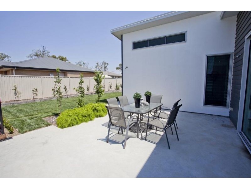 2 Barnsley Street, Chinchilla QLD 4413