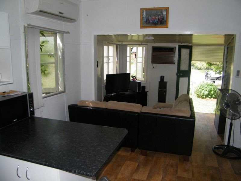 7 Castle Street, Chinchilla QLD 4413