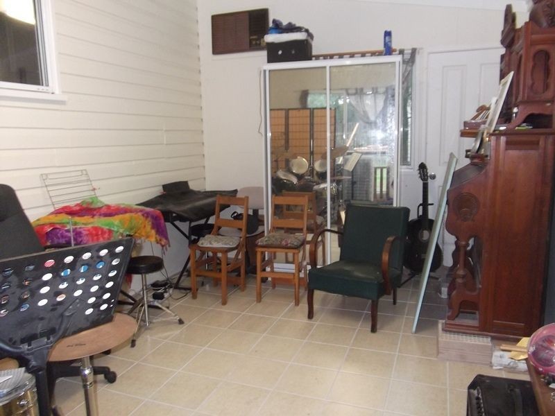 9 Edward Street, Chinchilla QLD 4413