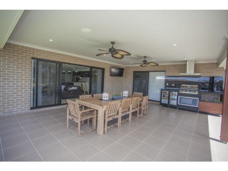 10 Parker Place, Chinchilla QLD 4413