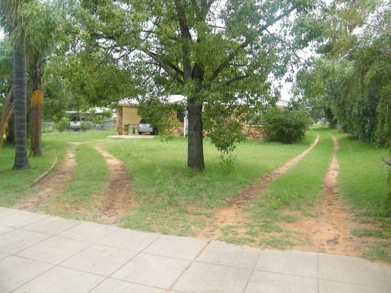 96 Wambo Street, Chinchilla QLD 4413