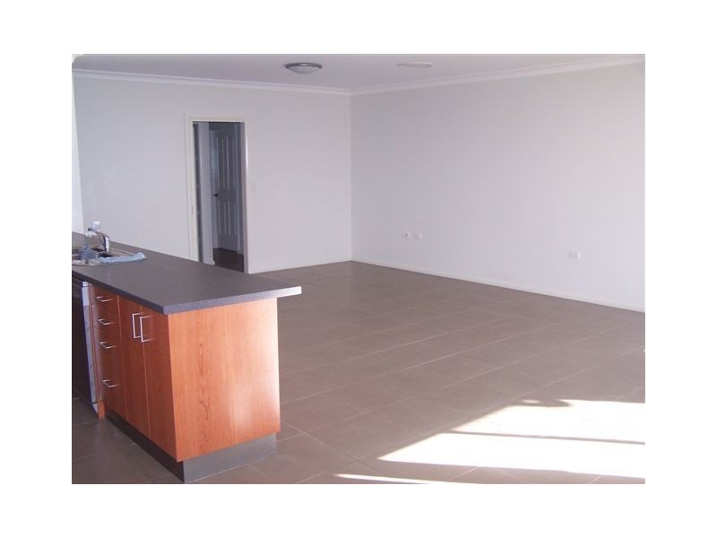 63 Sommerfeld Crescent, Chinchilla QLD 4413