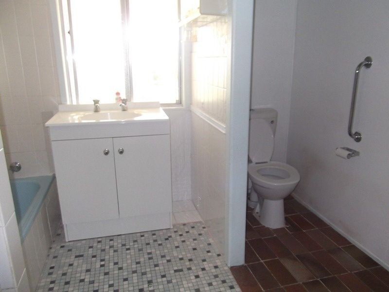 6 Campbell Street, Brigalow QLD 4412