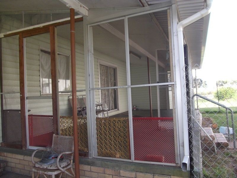 6 Campbell Street, Brigalow QLD 4412