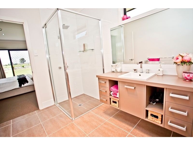 73 Elder Street, Chinchilla QLD 4413