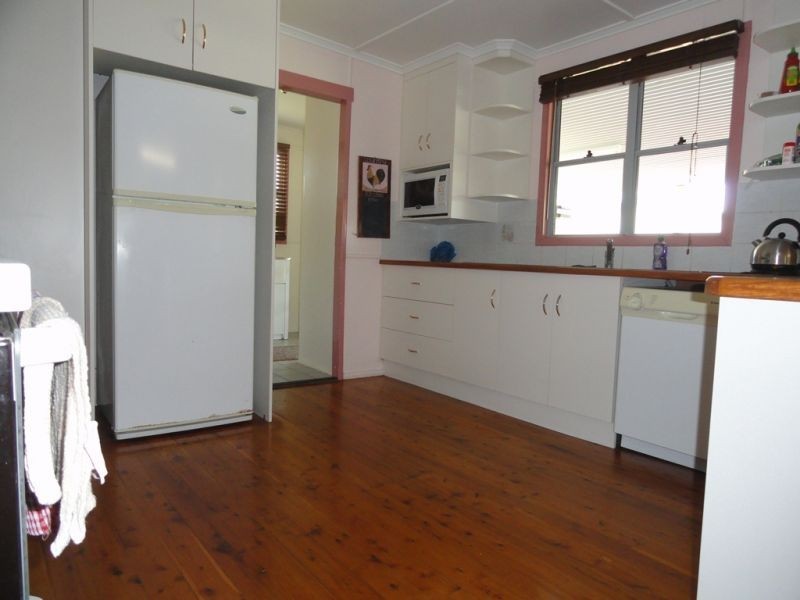 29 Colamba Street, Miles QLD 4415