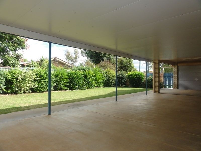 33 Beasley Street, Chinchilla QLD 4413