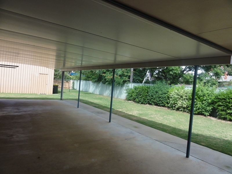 33 Beasley Street, Chinchilla QLD 4413