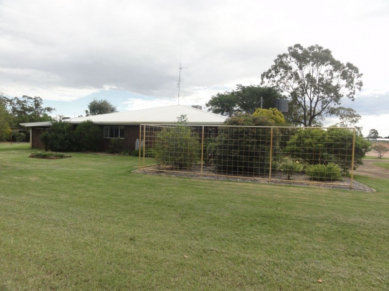 126 Windmill Road, Chinchilla QLD 4413