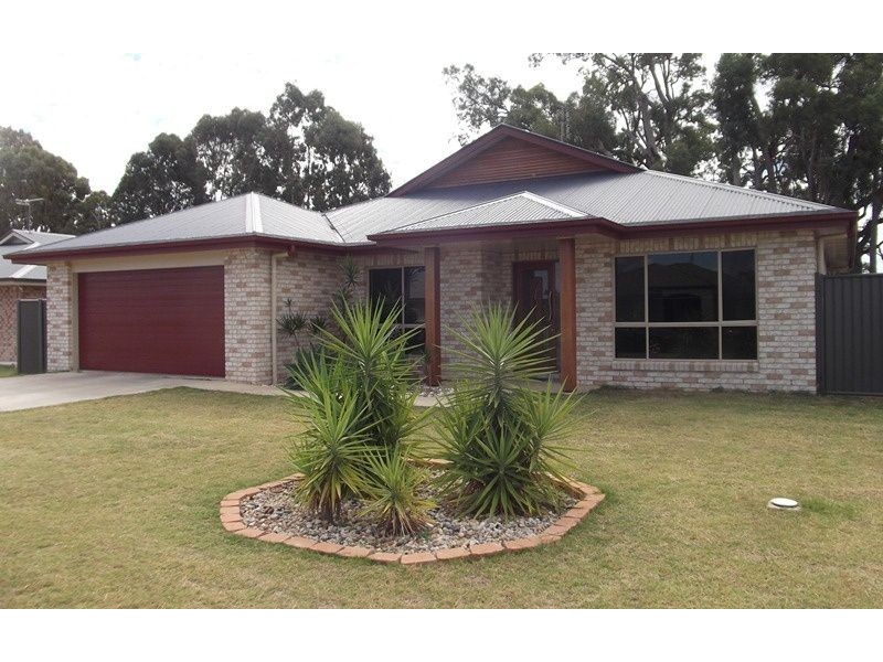 61 Sommerfeld Crescent, Chinchilla QLD 4413