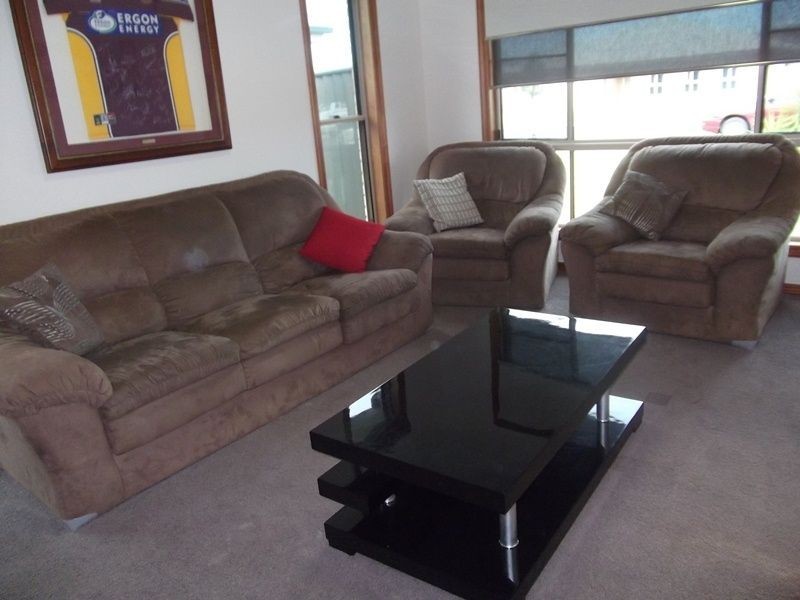 61 Sommerfeld Crescent, Chinchilla QLD 4413