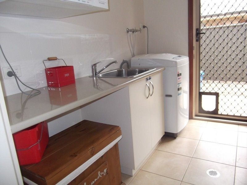 61 Sommerfeld Crescent, Chinchilla QLD 4413