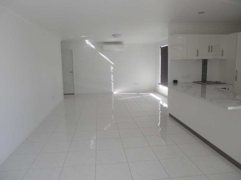 2/4 Dudley Street, Chinchilla QLD 4413