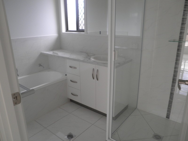 2/4 Dudley Street, Chinchilla QLD 4413