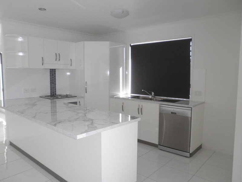 2/4 Dudley Street, Chinchilla QLD 4413