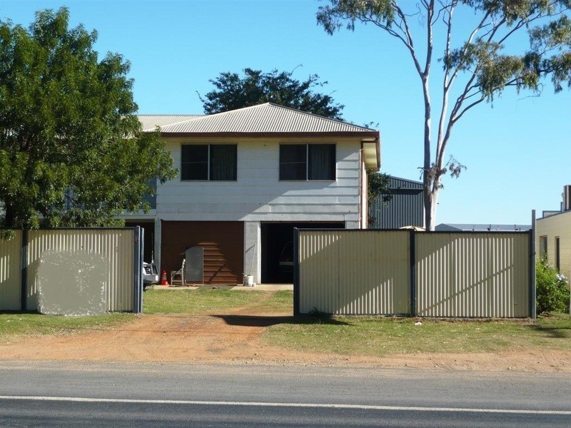78 Warrego Highway, Chinchilla QLD 4413