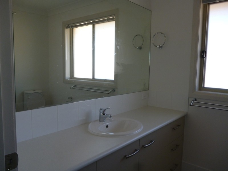 100 Cypress Pines Drive, Miles QLD 4415