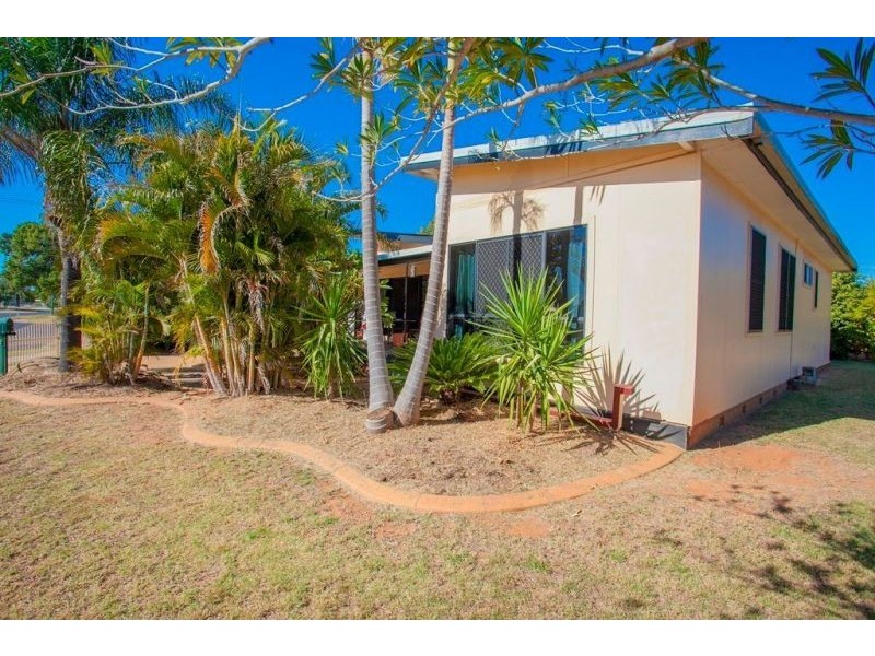 86 Hypatia Street, Chinchilla QLD 4413