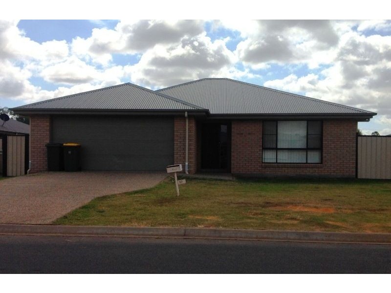 17 Sheridan Street, Chinchilla QLD 4413