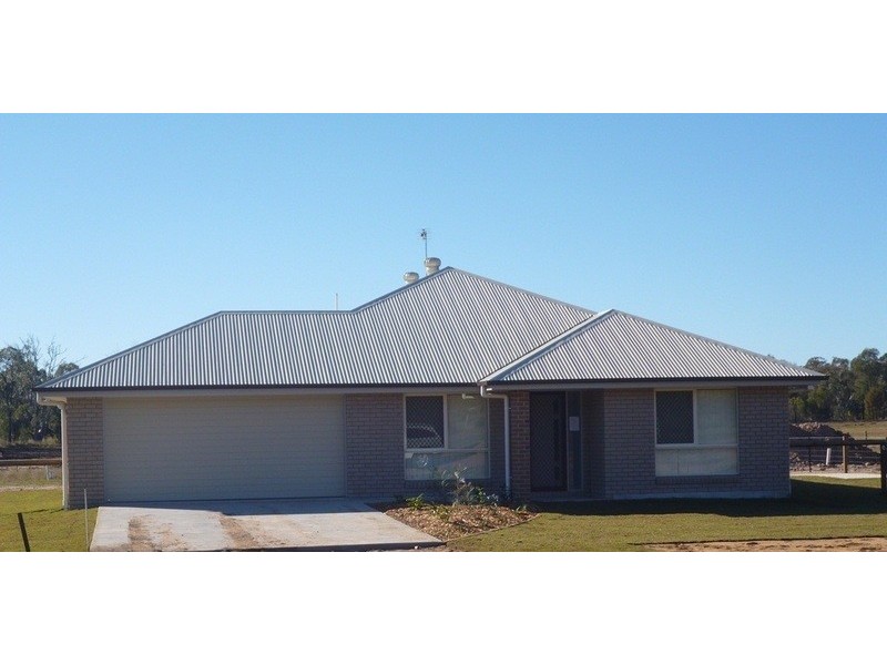 88 Racecourse Rd, Miles QLD 4415