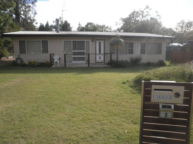 5 Hypatia Street, Chinchilla QLD 4413