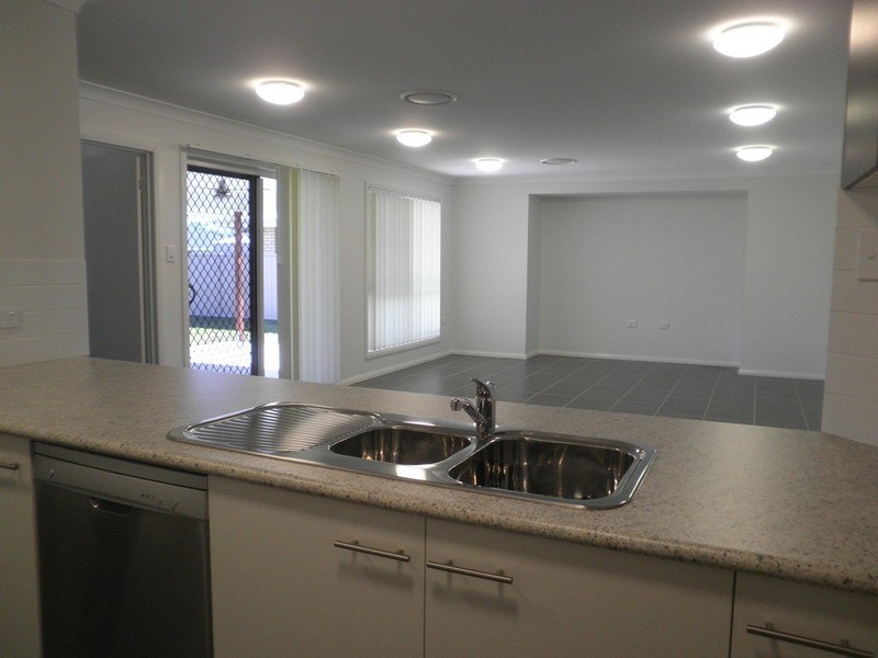 102 Cypress Pines Drive, Miles QLD 4415