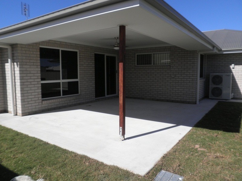 102 Cypress Pines Drive, Miles QLD 4415