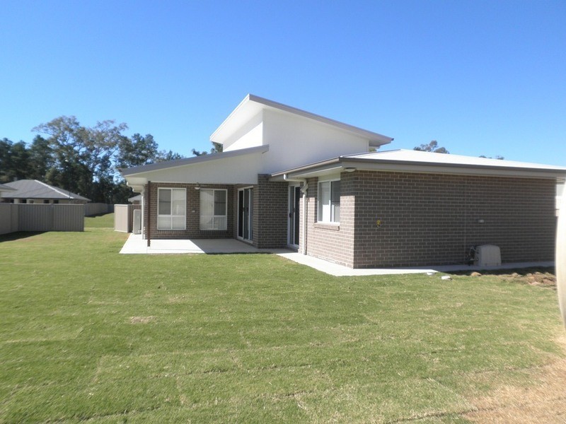 104 Cypress Pines Drive, Miles QLD 4415