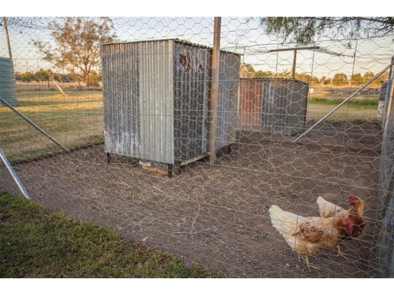 302 Dawson Gate Road, Chinchilla QLD 4413