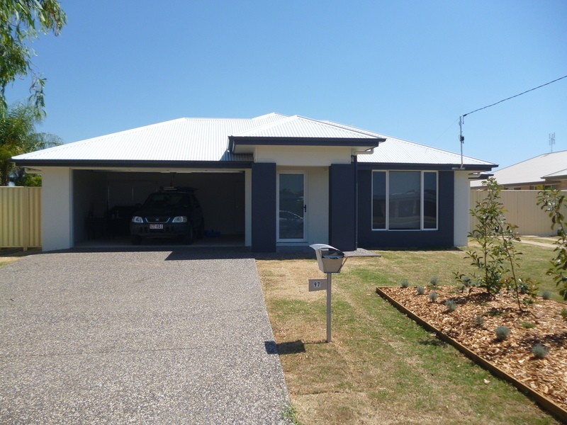 97 Zeller, Chinchilla QLD 4413