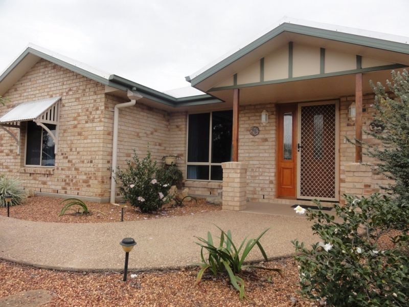 167 Quintet Drive, Chinchilla QLD 4413