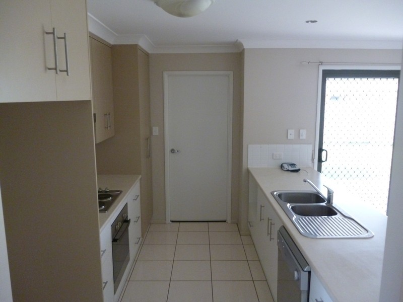 6  Lewis Street, Chinchilla QLD 4413