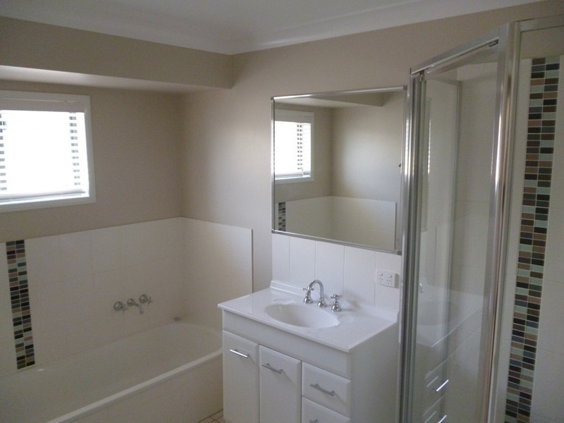 6  Lewis Street, Chinchilla QLD 4413