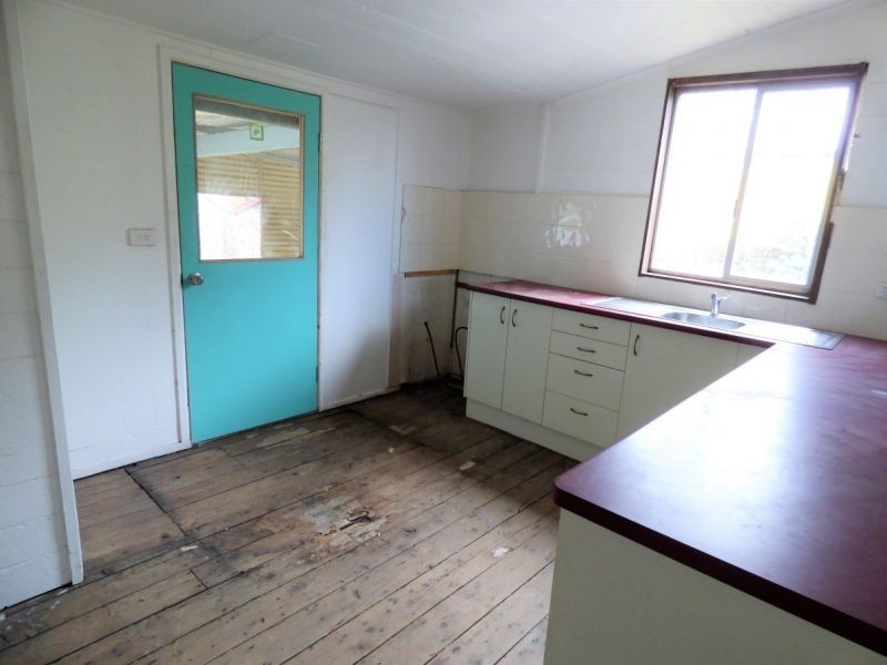 48 Railway Street, Chinchilla QLD 4413