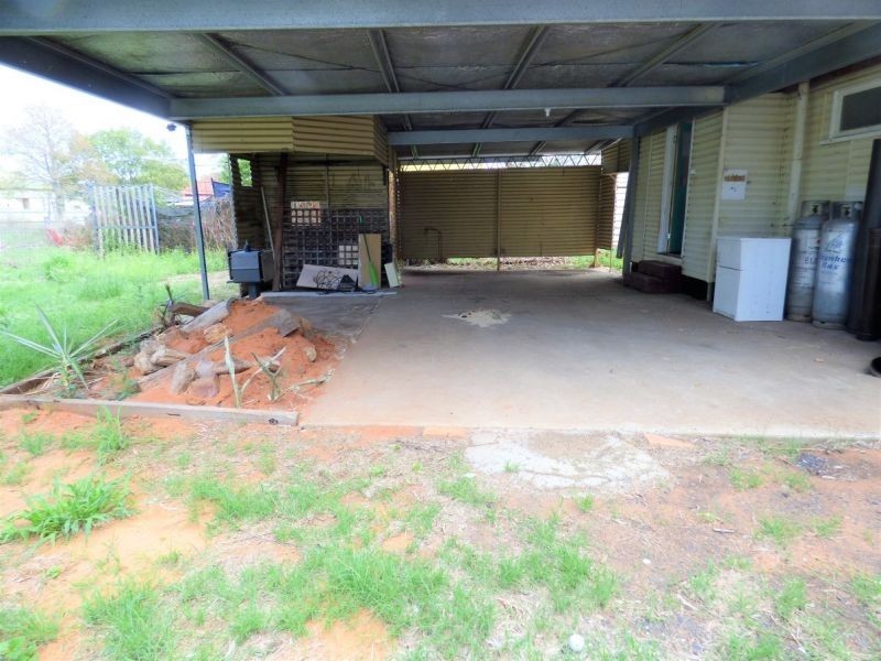 48 Railway Street, Chinchilla QLD 4413