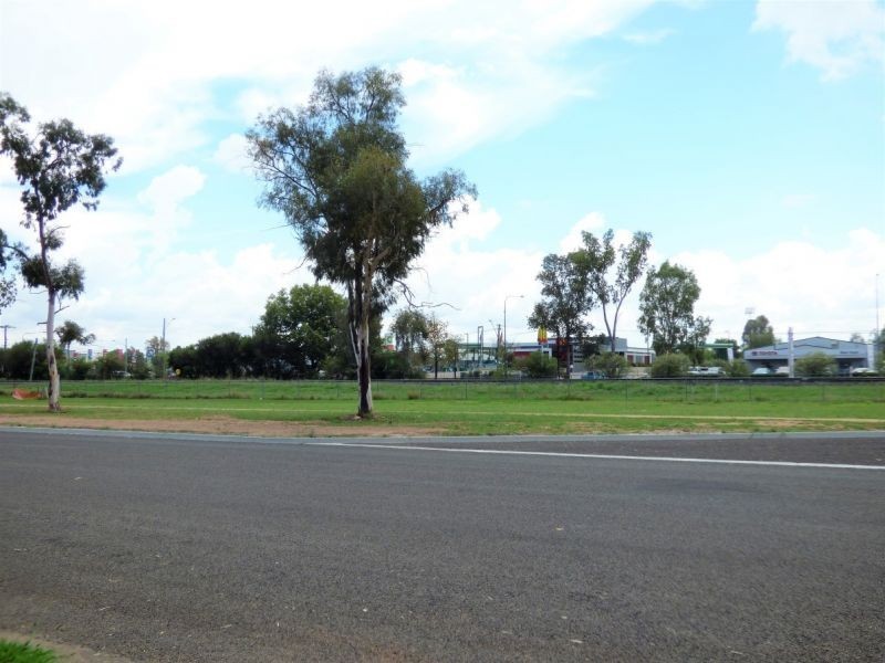 48 Railway Street, Chinchilla QLD 4413