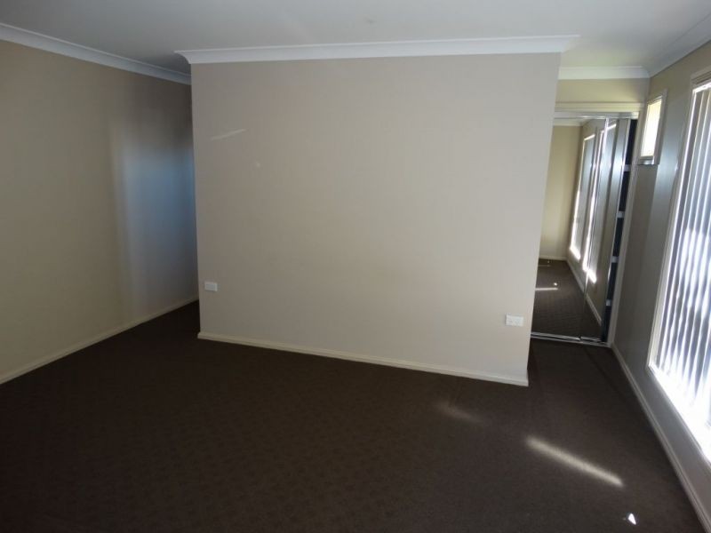 16 Sommerfeld Crescent, Chinchilla QLD 4413