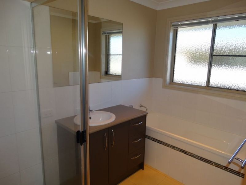 16 Sommerfeld Crescent, Chinchilla QLD 4413