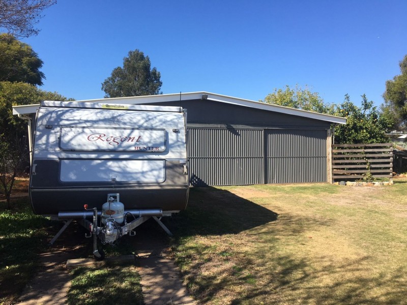 18 Wambo St, Chinchilla QLD 4413