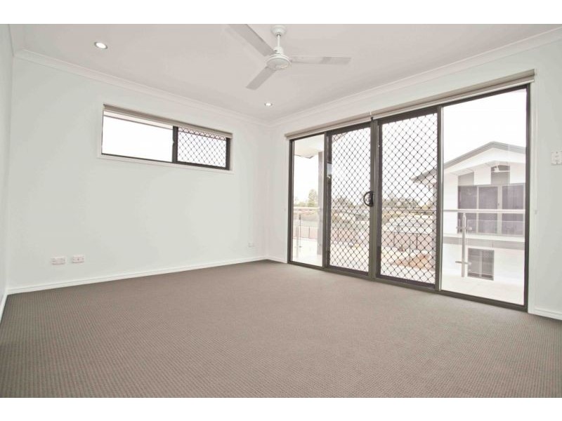 15/96 Middle Street, Chinchilla QLD 4413