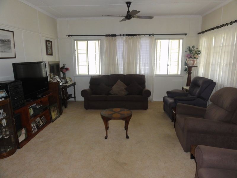 85 High Street, Jandowae QLD 4410