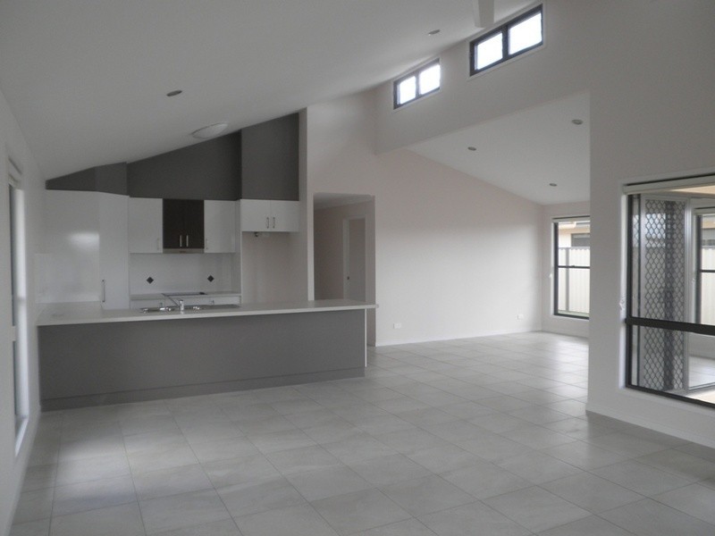 2/63 Gaske Lane, Chinchilla QLD 4413