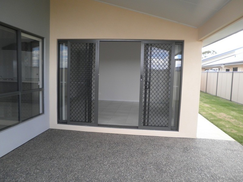 2/63 Gaske Lane, Chinchilla QLD 4413