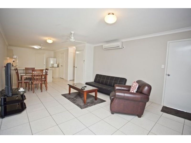 2/107 Zeller Street, Chinchilla QLD 4413