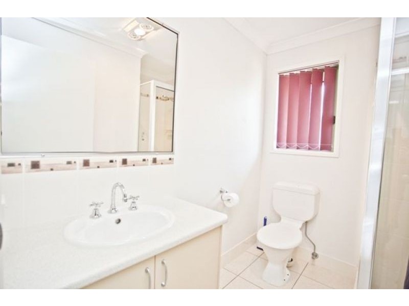 2/107 Zeller Street, Chinchilla QLD 4413