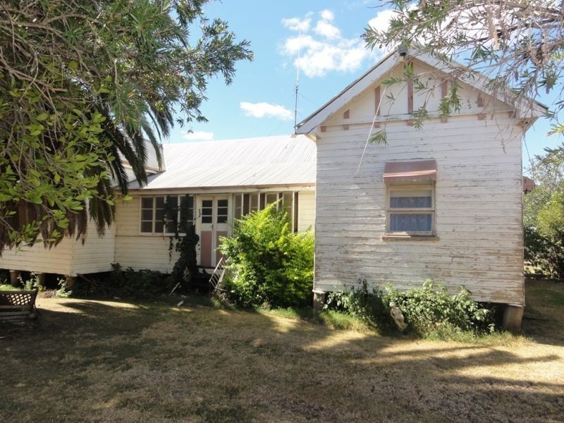 202 Tuckerang Road, Warra QLD 4411