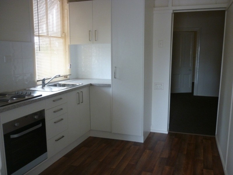 2/26 Park Street, Chinchilla QLD 4413