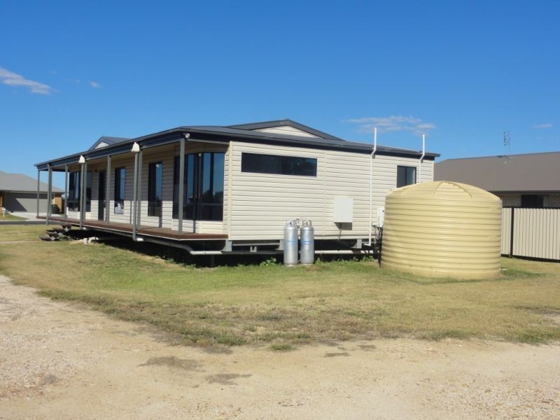 6 Henry Court, Tara QLD 4421